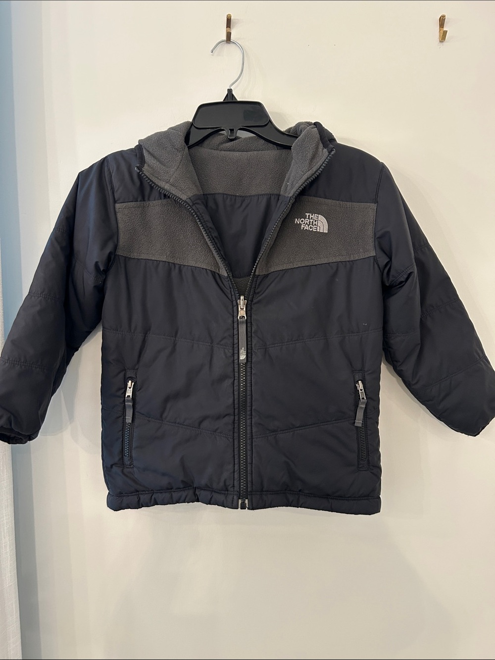 The North Face Kids' Reversible Hooded Puffer Jacket - Black & Gray